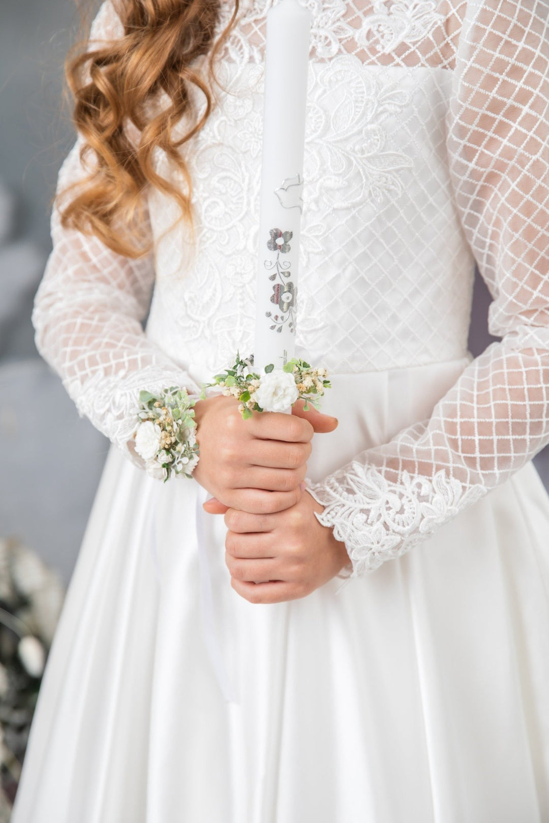 First Communion Flower Crown: White Floral Hair Wreath & Bracelet – handmade floral hair accessory by magaela