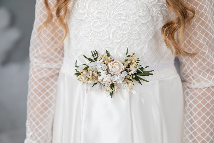First Communion Flower Crown: White Floral Headband & Bracelet Set – handmade floral hair accessory by magaela