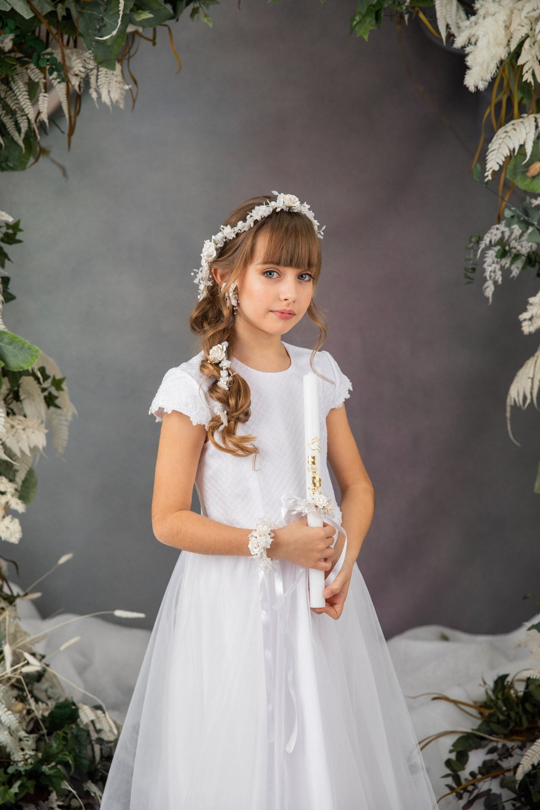 Communion Flower Accessories Set: Garland, Bracelet, Earrings, Candle Decor – handmade floral hair accessory by magaela