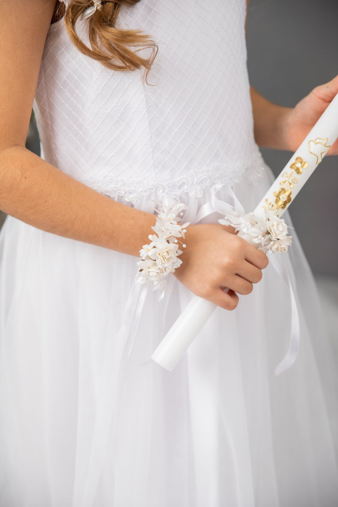 Communion Flower Accessories Set: Garland, Bracelet, Earrings, Candle Decor – handmade floral hair accessory by magaela