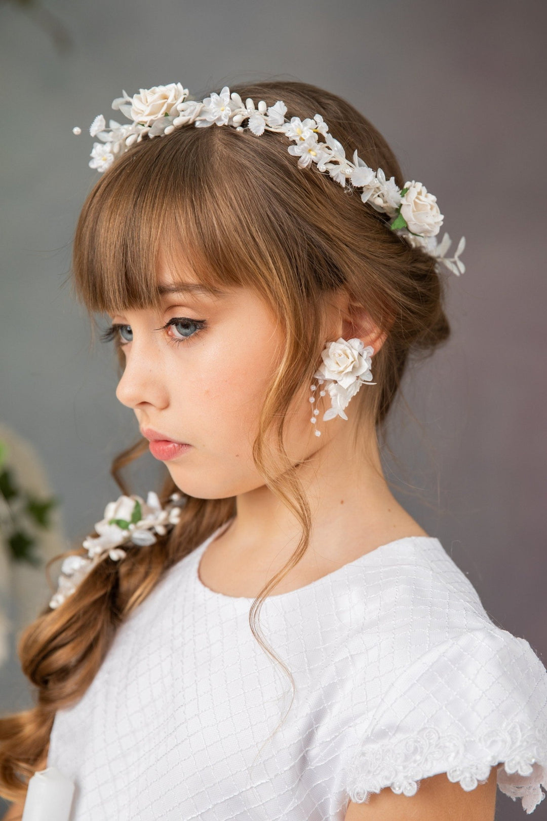 Communion Flower Accessories Set: Garland, Bracelet, Earrings, Candle Decor – handmade floral hair accessory by magaela