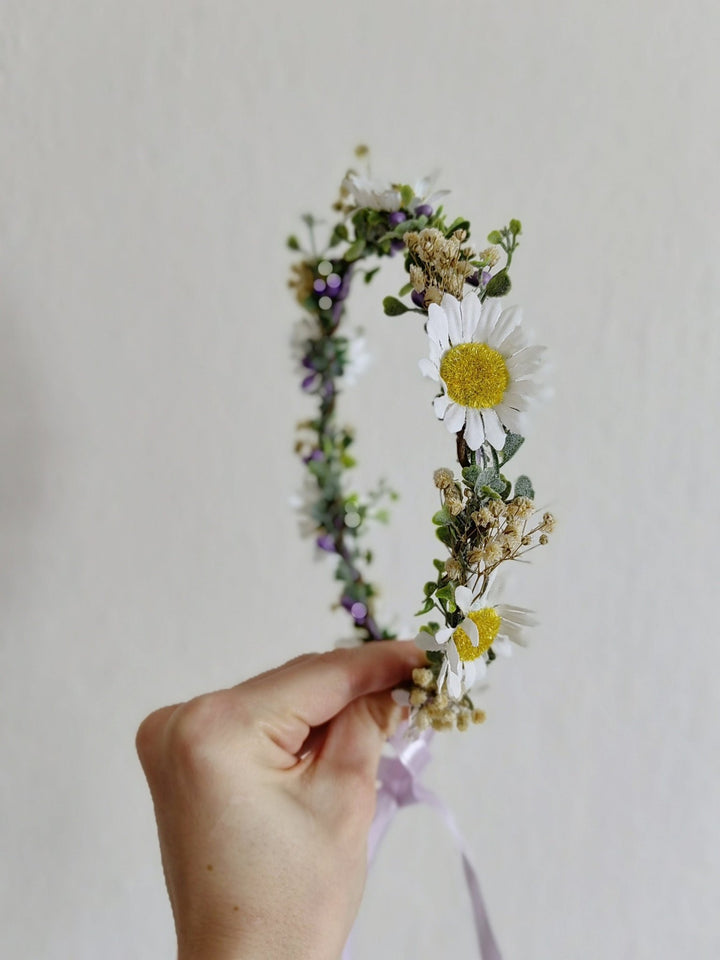 Daisy Flower Bridal Crown: Meadow Wedding Hair Wreath – handmade floral hair accessory by magaela