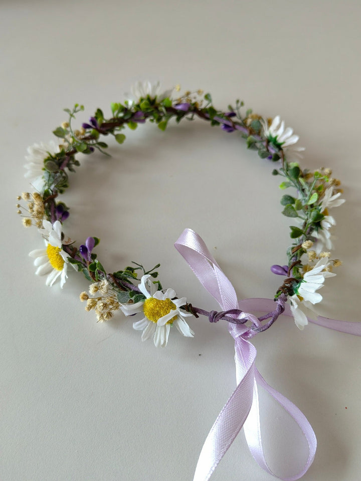 Daisy Flower Bridal Crown: Meadow Wedding Hair Wreath – handmade floral hair accessory by magaela