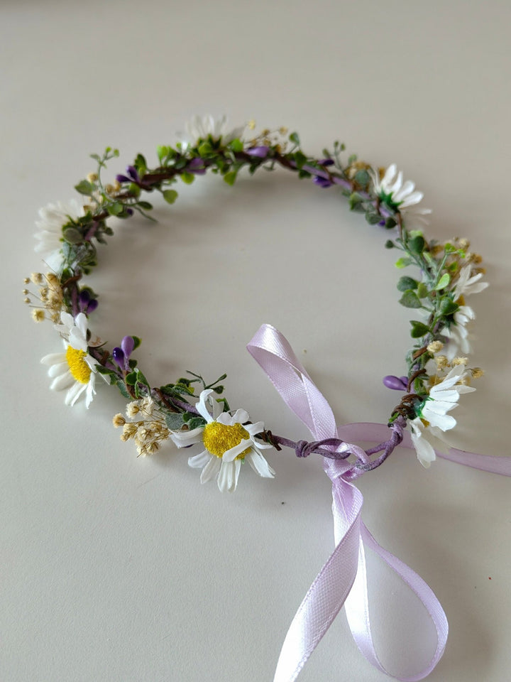 Daisy Flower Crown: Handmade Meadow Wedding Hair Wreath – handmade floral hair accessory by magaela