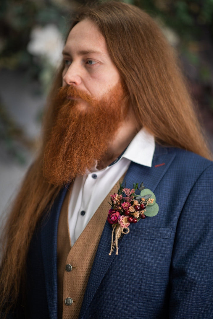 Burgundy Flower Boutonniere: Autumn Wedding Groom Buttonhole – handmade floral hair accessory by magaela