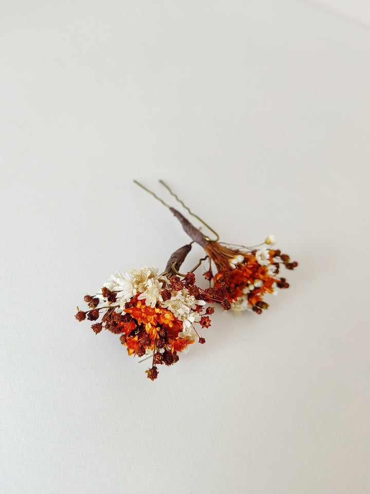 Fall Dried Flower Hairpins: Autumn Wedding Hair Accessories – handmade floral hair accessory by magaela