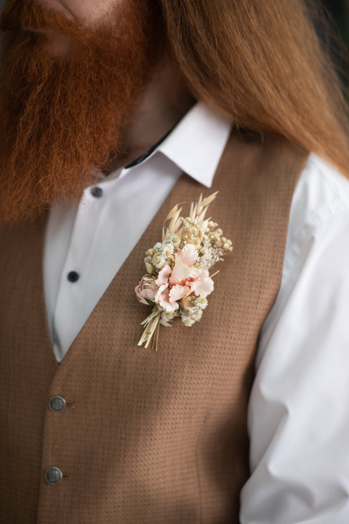 Rustic Blush Flower Boutonniere: Boho Groom Wedding Accessory – handmade floral hair accessory by magaela