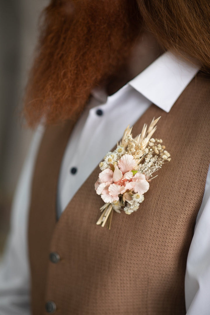 Rustic Blush Flower Boutonniere: Boho Groom Wedding Accessory – handmade floral hair accessory by magaela