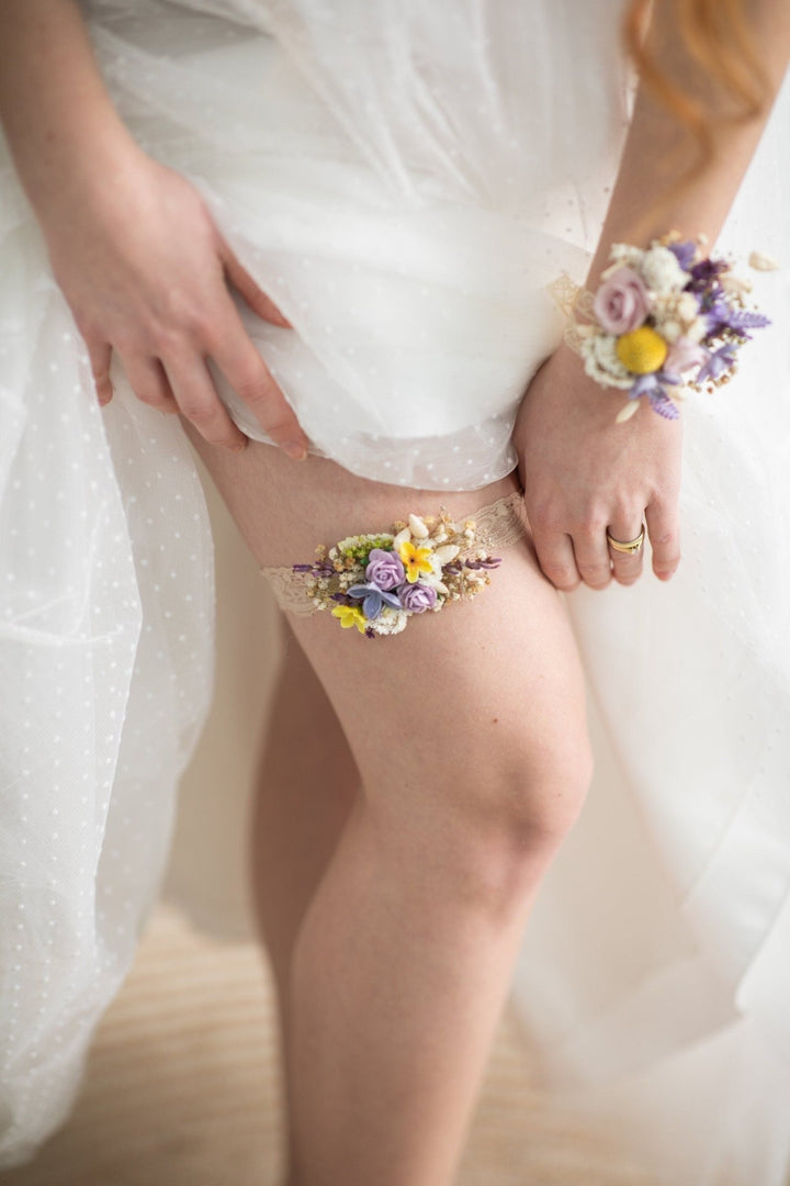 Purple Flower Wedding Garter: Lilac & Yellow Bridal Accessory – handmade floral hair accessory by magaela