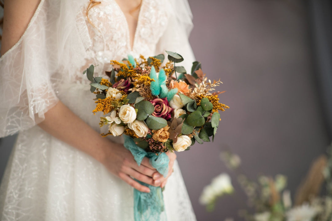 Autumn Wedding Bouquet: Ivory Roses, Turquoise Bunny Tails, Eucalyptus – handmade floral hair accessory by magaela