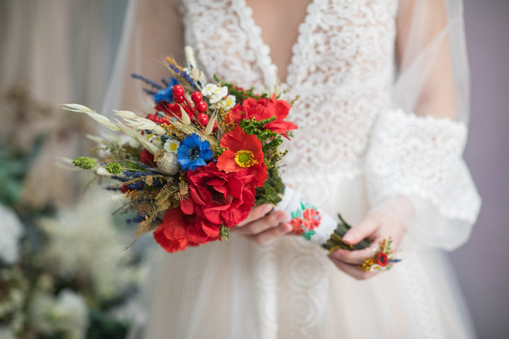 Folk Wedding Bouquet: Red Poppy, Cornflower, and Daisy Bridal Bouquet – handmade floral hair accessory by magaela