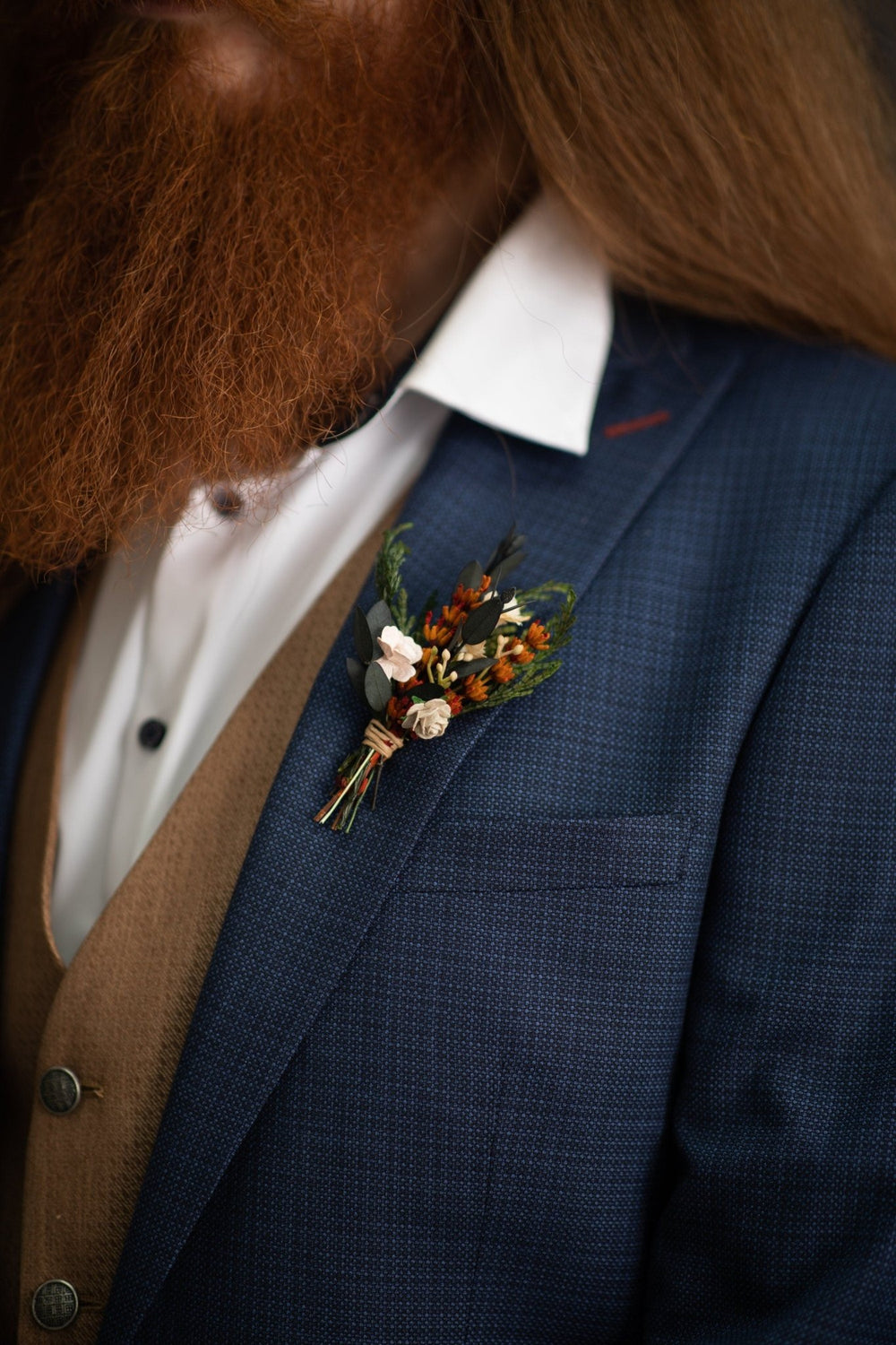 Fall Wedding Boutonniere: Burnt Orange Groomsmen Corsage – handmade floral hair accessory by magaela