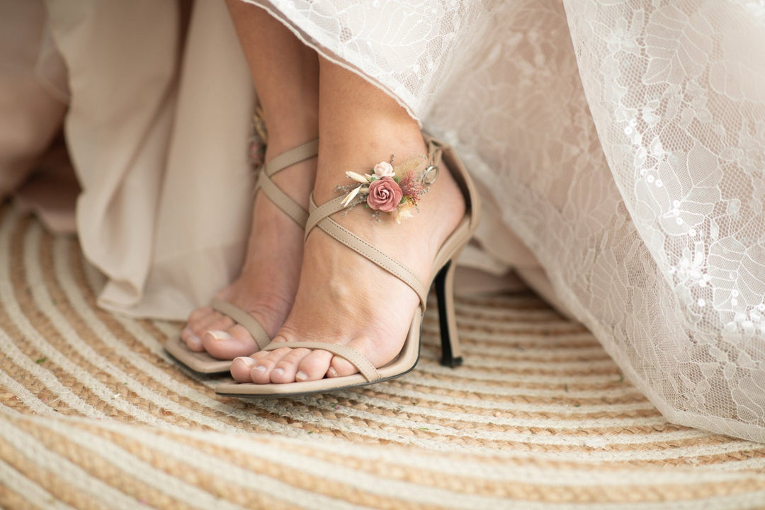 Dusty Pink Rose Shoe Clips: Wedding Bridal Accessories – handmade floral hair accessory by magaela