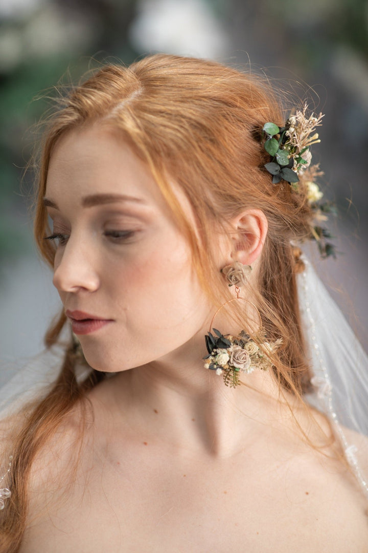 Nude circle earrings Mocha mousse wedding Bridal flower earrings Circle earrings Clip on flower earring Bridal jewellery Nude wedding theme – handmade floral hair accessory by magaela