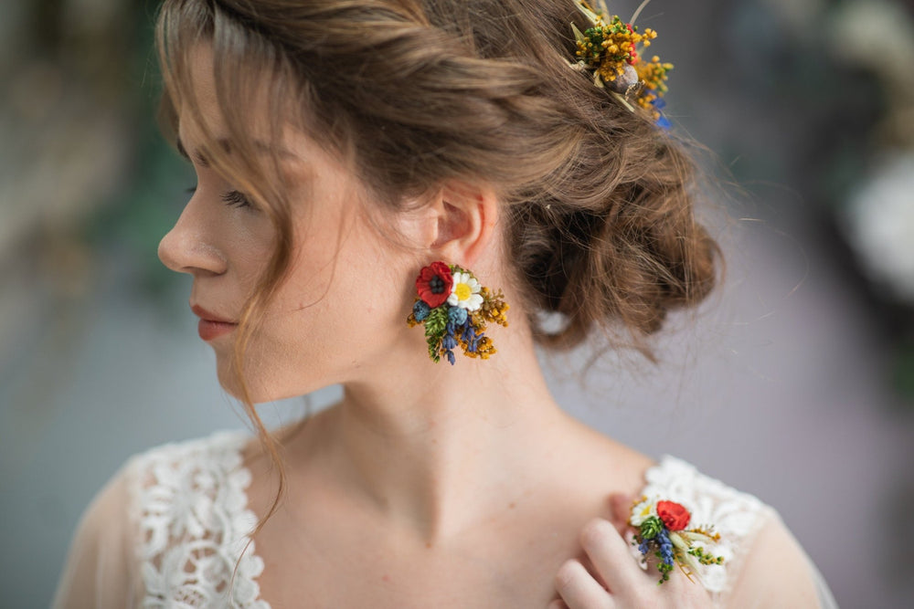 Folk Wedding Earrings: Poppy & Daisy Bridal Meadow Jewelry – handmade floral hair accessory by magaela