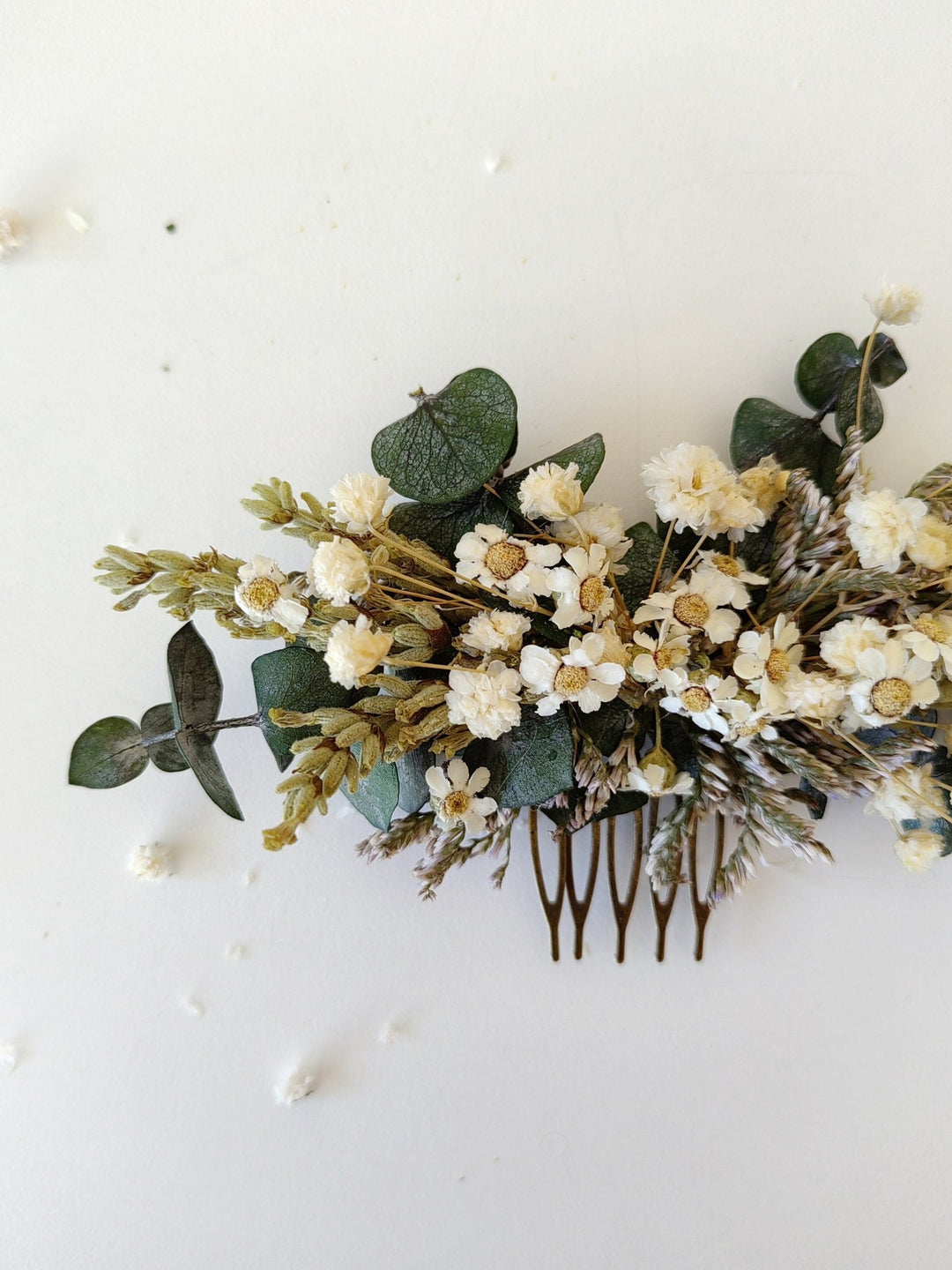 Delicate Dried Flower Hair Comb: Greenery Wedding Headpiece – handmade floral hair accessory by magaela