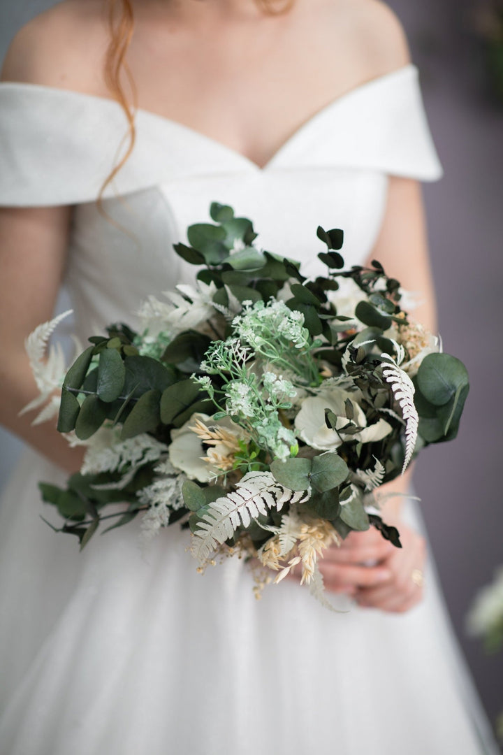 Greenery Anemone Wedding Bouquet: Eucalyptus Bridal Accessory – handmade floral hair accessory by magaela