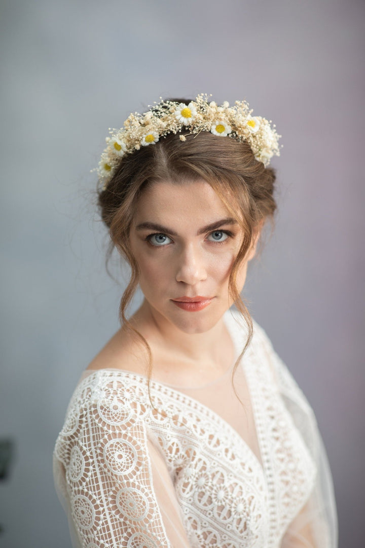 Daisy Wedding Headband: Ivory Flower Crown with Baby's Breath – handmade floral hair accessory by magaela