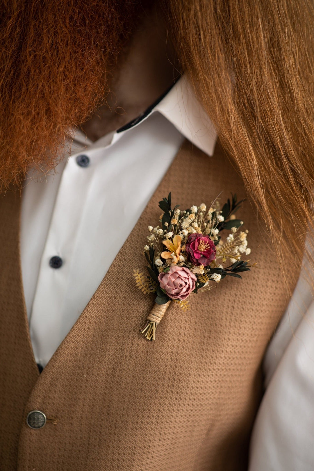 Dusty Pink Burgundy Boutonniere: Groom Wedding Lapel Flower – handmade floral hair accessory by magaela