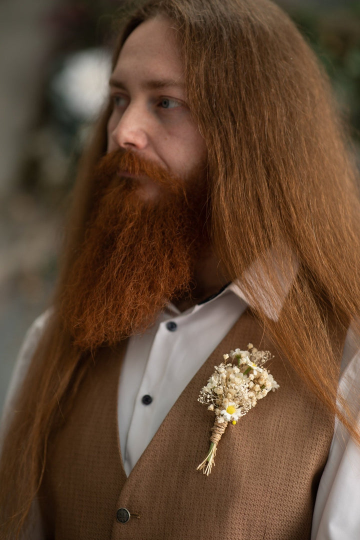 Ivory Daisy Boutonniere: Cream Gypsophila Wedding Corsage – handmade floral hair accessory by magaela