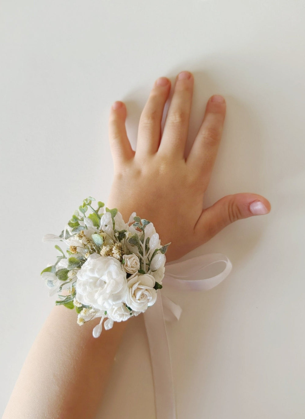 First Communion Flower Crown: White Floral Hair Wreath & Bracelet – handmade floral hair accessory by magaela