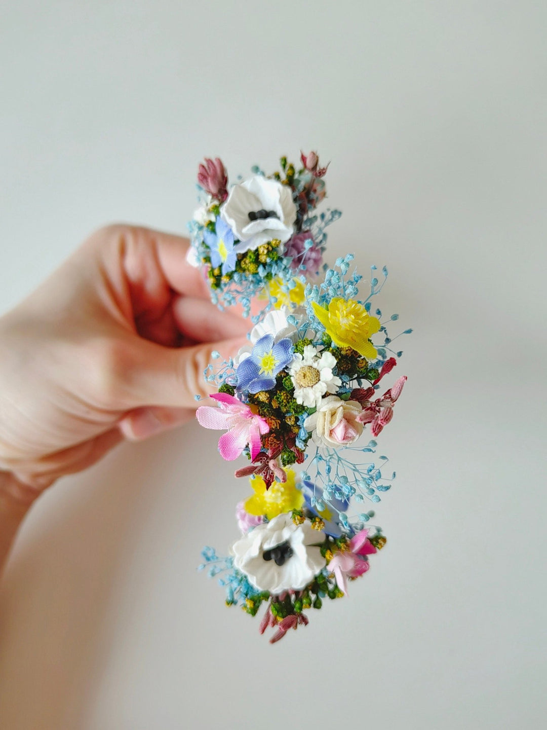 Meadow Flower Hair Comb & Pins: Anemone Bridal Headpiece – handmade floral hair accessory by magaela