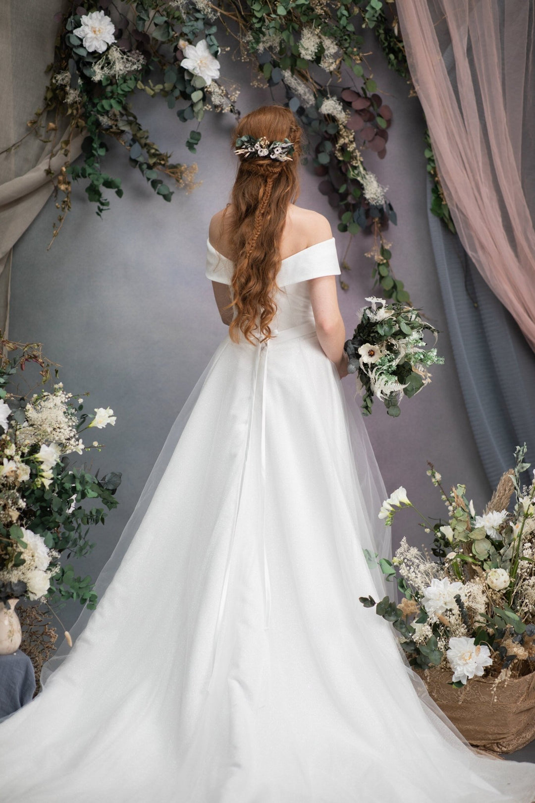 Anemone Flower Hair Comb: Greenery Wedding Headpiece – handmade floral hair accessory by magaela