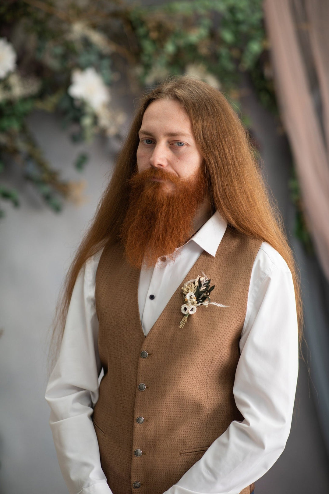 Anemone Wedding Boutonniere: Greenery Groom Corsage – handmade floral hair accessory by magaela