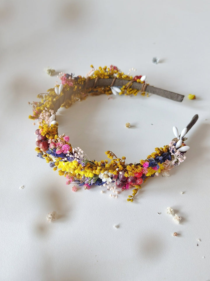 Dried Flower Bridal Headband: Natural Wedding Hair Piece – handmade floral hair accessory by magaela