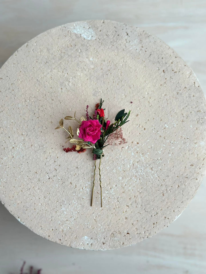 Fuchsia Flower Bridal Hair Comb & Purple Hair Pin Set – handmade floral hair accessory by magaela