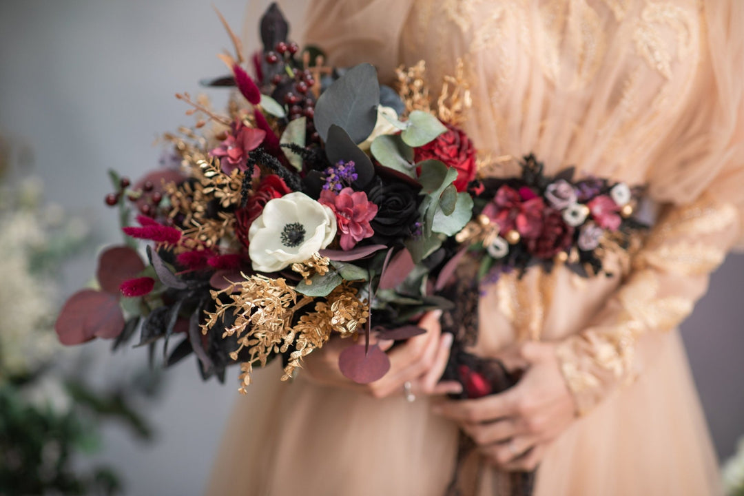 Burgundy Anemone Wedding Bouquet: Gothic Bride Bouquet with Eucalyptus & Roses – handmade floral hair accessory by magaela