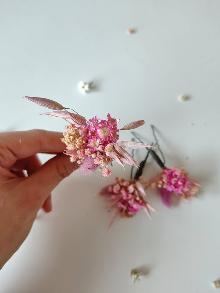 Magenta Dried Flower Hairpins: Boho Wedding Hair Accessories – handmade floral hair accessory by magaela