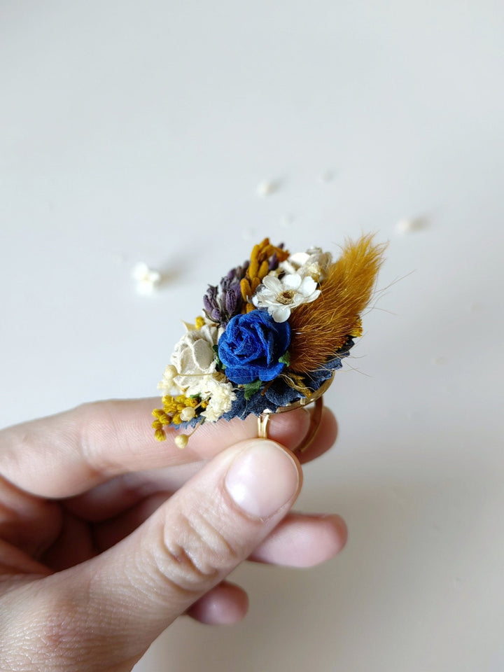 Boho Flower Ring: Autumn Wedding Jewelry, Adjustable Band – handmade floral hair accessory by magaela
