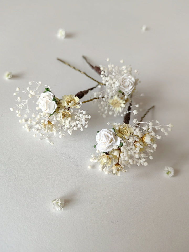 Ivory Dried Flower Hair Comb & Pins: Bridal Hair Accessories – handmade floral hair accessory by magaela