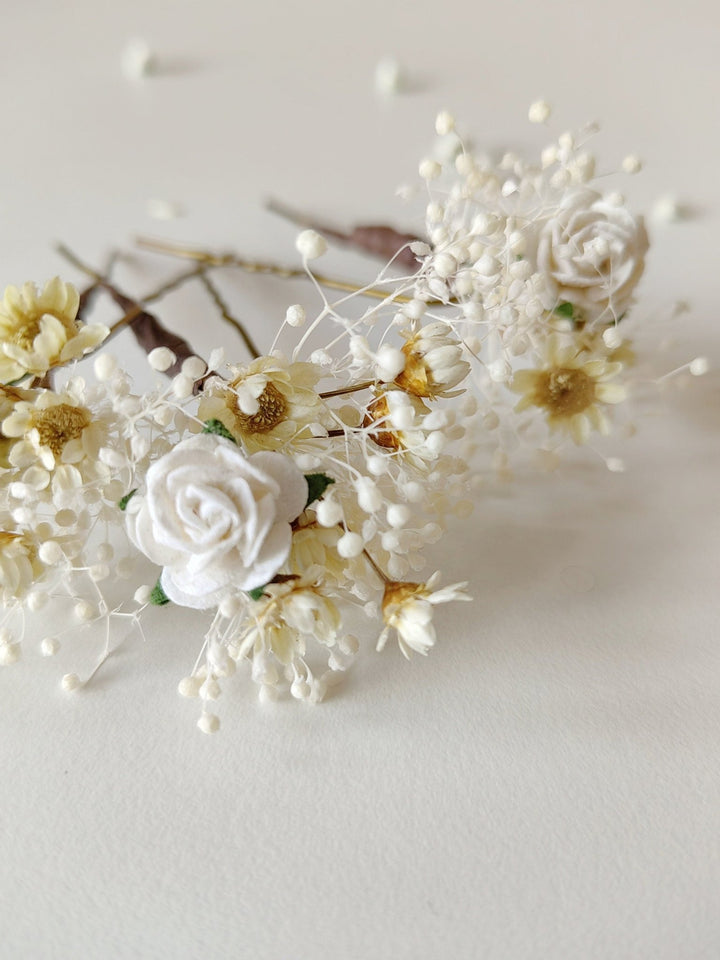 Ivory Dried Flower Hair Comb & Pins: Bridal Hair Accessories – handmade floral hair accessory by magaela