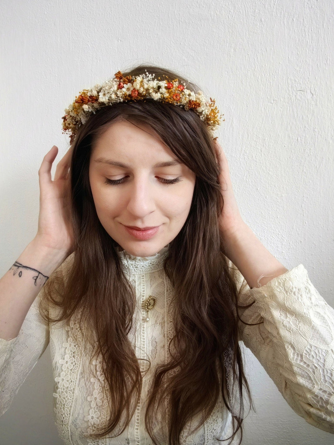 Terracotta Flower Bridal Crown: Preserved Cottagecore Wedding Wreath – handmade floral hair accessory by magaela