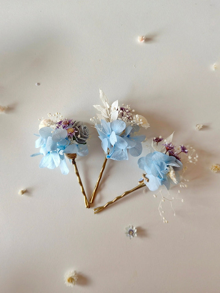 Baby Blue Hydrangea Hair Pins: Boho Bridal Flower Hairpiece – handmade floral hair accessory by magaela