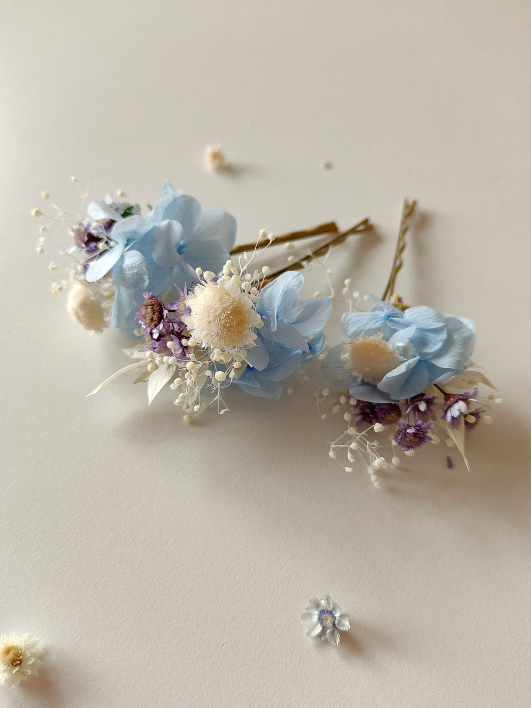 Baby Blue Hydrangea Hair Pins: Boho Bridal Flower Hairpiece – handmade floral hair accessory by magaela