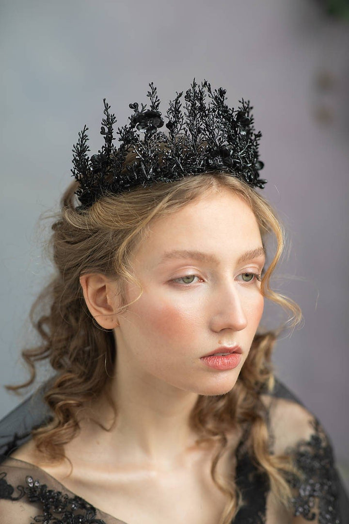 Black Flower Crown: Gothic Wedding Bridal Headpiece – handmade floral hair accessory by magaela