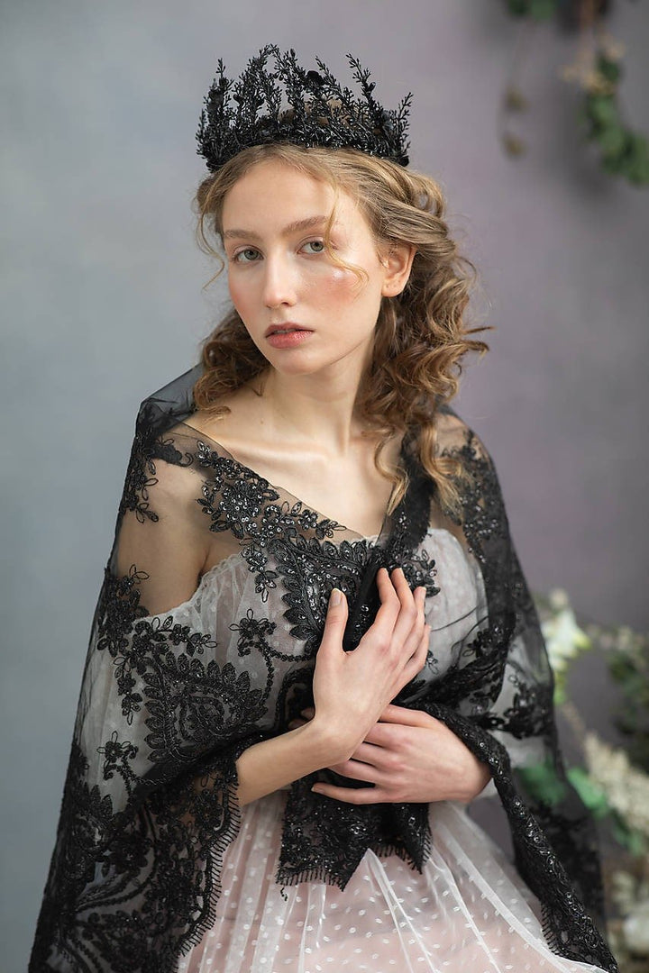 Black Flower Crown: Gothic Wedding Bridal Headpiece – handmade floral hair accessory by magaela