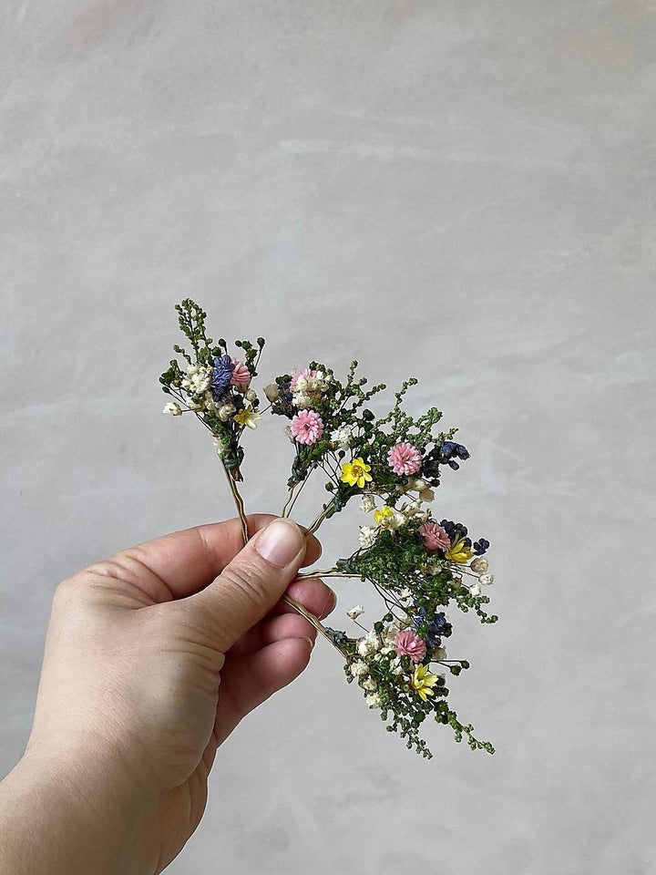 Wildflower Hairpins: Romantic Wedding Hair Accessories – handmade floral hair accessory by magaela