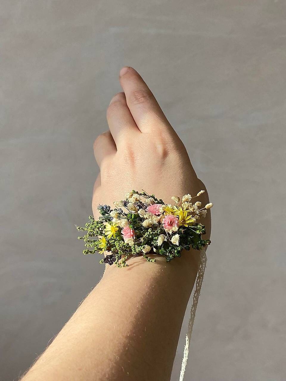 Meadow Flower Bracelet, Boho Bridal Jewelry – handmade floral hair accessory by magaela