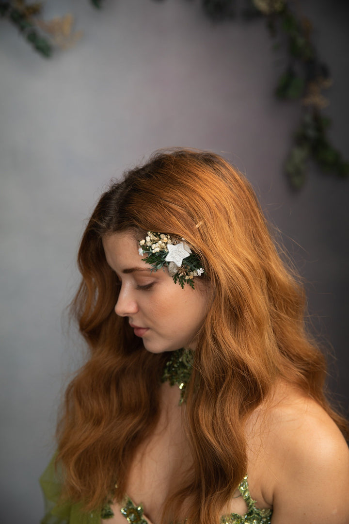 Christmas Star Flower Hair Clip: Winter Gingerbread Accessory – handmade floral hair accessory by magaela