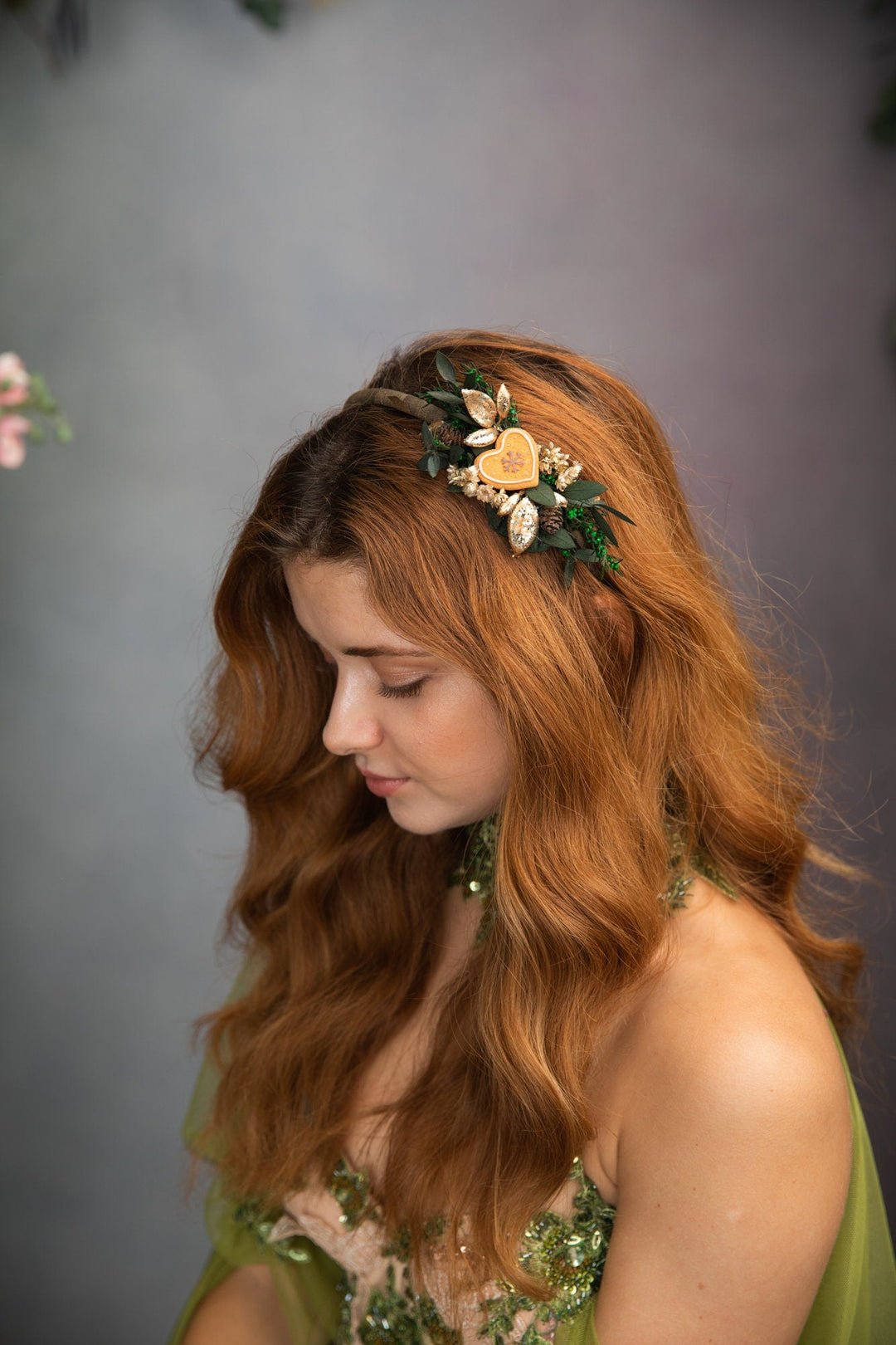 Christmas Flower Headband: Gingerbread Star & Heart, Winter Photoshoot – handmade floral hair accessory by magaela