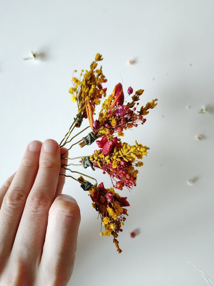 Autumn Dried Flower Hairpins: Bridal Wedding Hair Accessory – handmade floral hair accessory by magaela