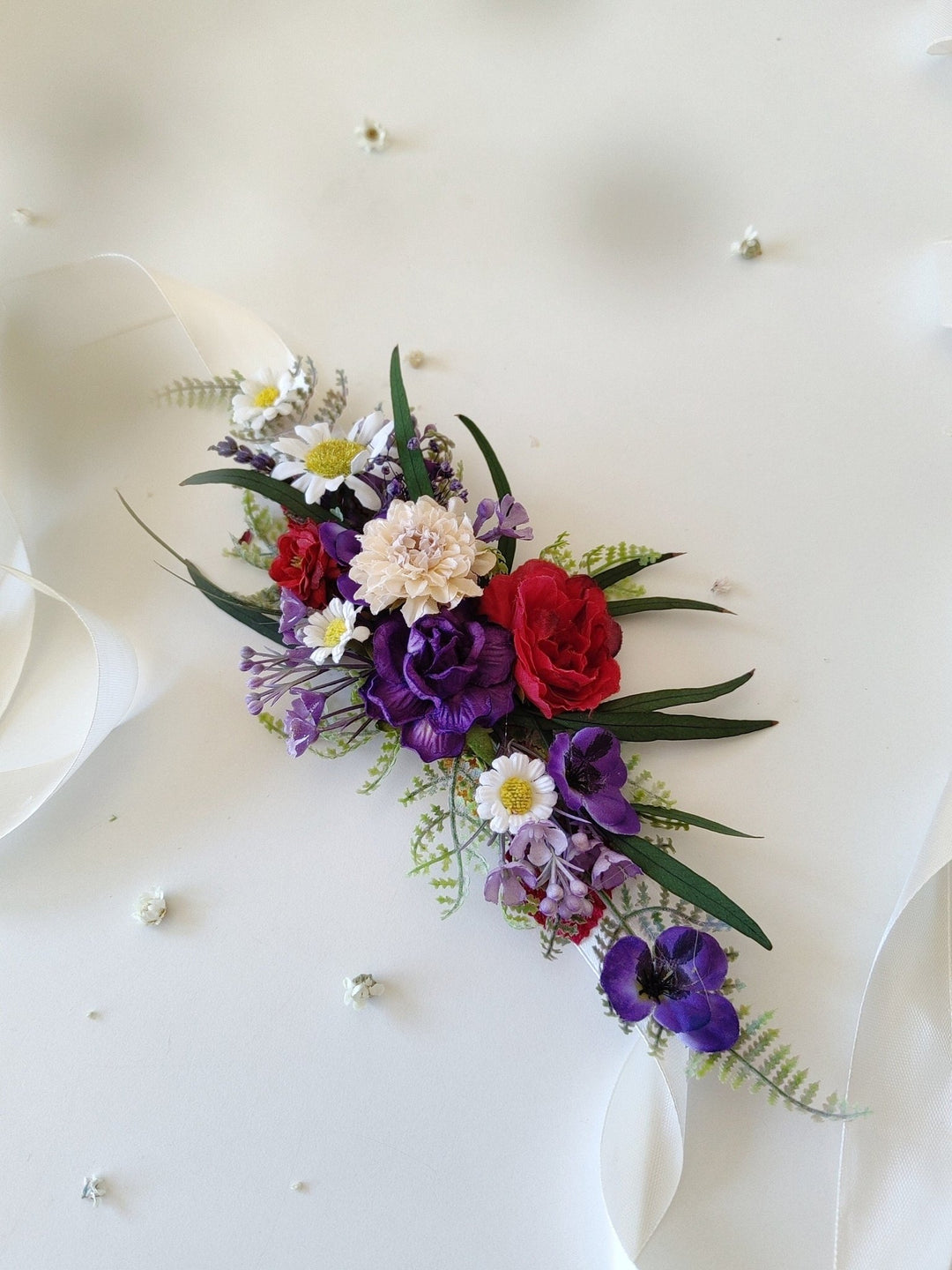 Daisy Bridal Flower Belt: Purple Meadow Wedding Dress Accessory – handmade floral hair accessory by magaela