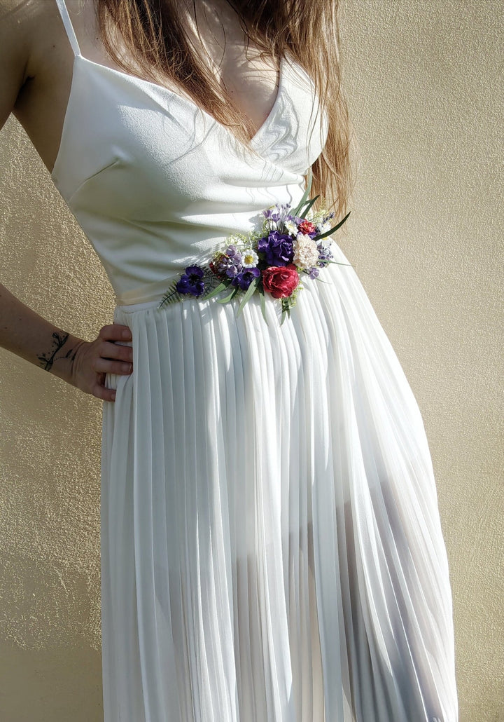 Daisy Bridal Flower Belt: Purple Meadow Wedding Dress Accessory – handmade floral hair accessory by magaela