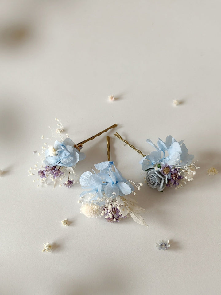 Baby Blue Hydrangea Hair Pins: Boho Bridal Flower Hairpiece – handmade floral hair accessory by magaela
