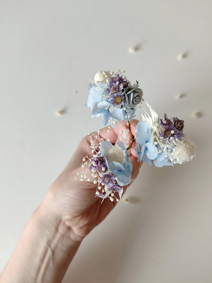 Baby Blue Hydrangea Hair Pins: Boho Bridal Flower Hairpiece – handmade floral hair accessory by magaela