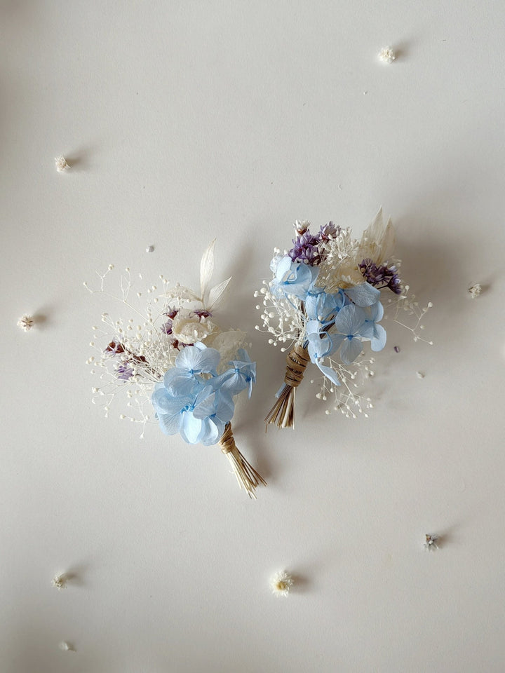 Baby Blue Hydrangea Boutonniere: Rustic Wedding Groomsmen Corsage – handmade floral hair accessory by magaela